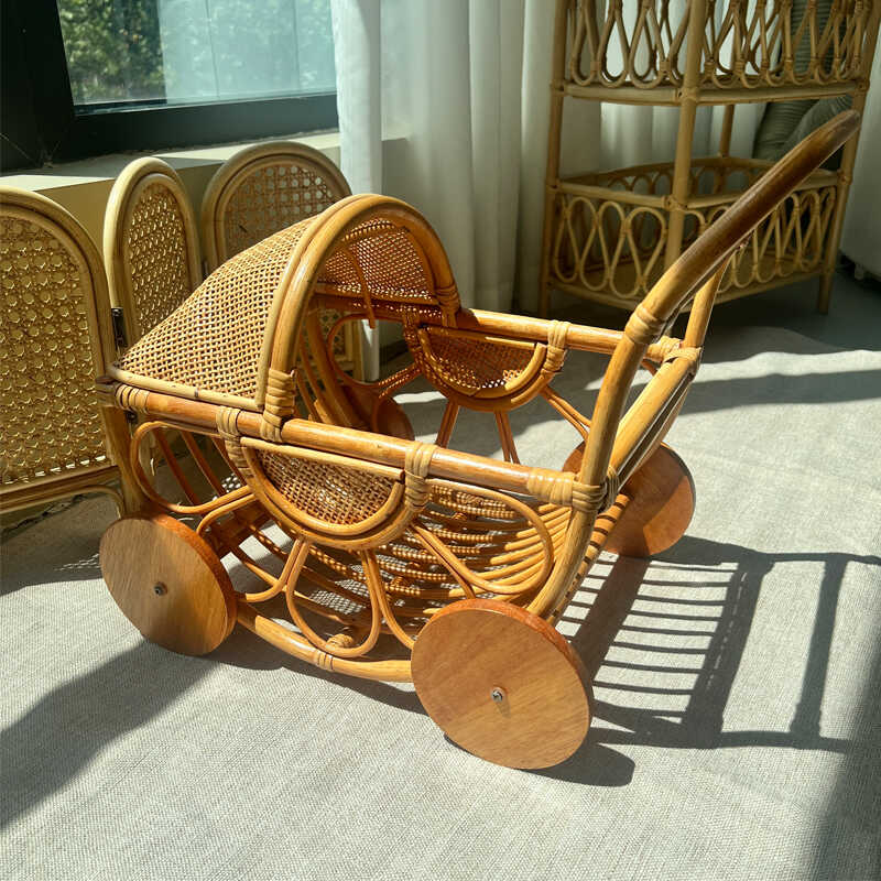 Woven Rattan Baby Stroller Vin - огляд і ціна Baby Nursery Vintage Decor